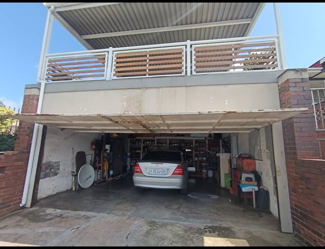 4 BEDROOM HOUSE FOR SALE IN WOODLANDS